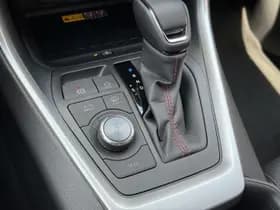 Toyota RAV4 thumbnail 16