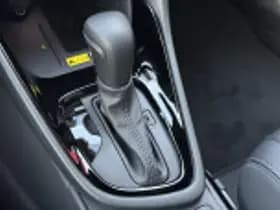 Toyota Yaris thumbnail 38