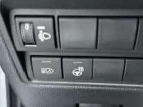 Toyota Yaris thumbnail 40