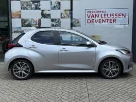 Toyota Yaris thumbnail 8