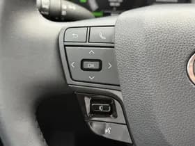 Toyota C hr thumbnail 18