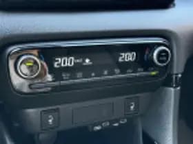 Toyota Yaris thumbnail 40