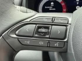 Toyota Yaris thumbnail 39