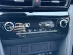 Toyota Yaris Cross thumbnail 38