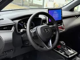Toyota Corolla thumbnail 12