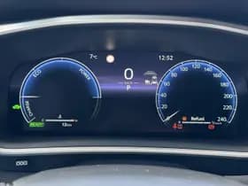Toyota Corolla thumbnail 14