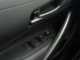 Toyota Corolla thumbnail 48