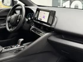 Toyota C hr thumbnail 25