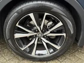 Toyota C hr thumbnail 26