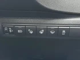 Toyota Corolla thumbnail 21