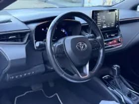 Toyota Corolla thumbnail 6