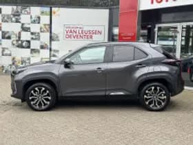 Toyota Yaris Cross thumbnail 3