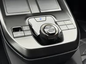 Toyota bZ4X thumbnail 17