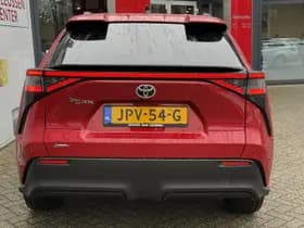 Toyota bZ4X thumbnail 10