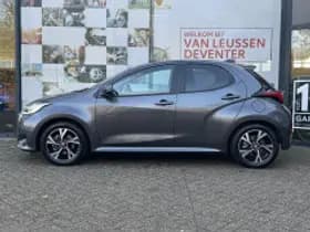 Toyota Yaris thumbnail 3