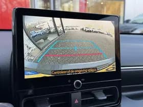 Toyota Yaris thumbnail 27