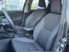 Toyota Yaris thumbnail 43