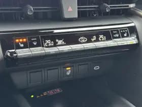 Toyota C hr thumbnail 17