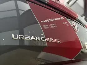 Toyota Urban cruiser thumbnail 39