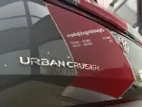 Toyota Urban cruiser thumbnail 74