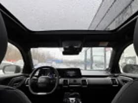 Toyota Urban cruiser thumbnail 38