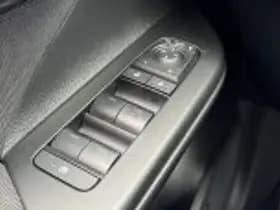 Toyota C hr thumbnail 43