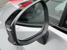 Toyota C hr thumbnail 24