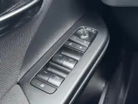 Toyota C hr thumbnail 4