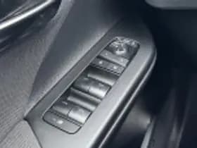 Toyota C hr thumbnail 39