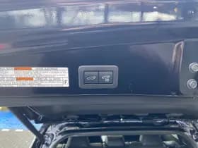 Toyota Corolla thumbnail 13