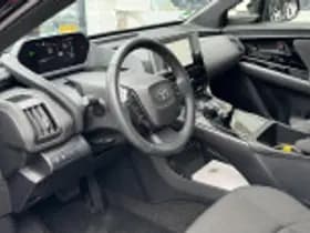 Toyota bZ4X thumbnail 32