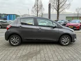 Toyota Yaris thumbnail 16