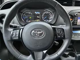 Toyota Yaris thumbnail 21