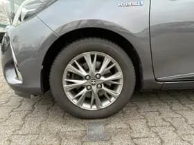 Toyota Yaris thumbnail 33