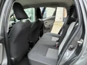 Toyota Yaris thumbnail 38