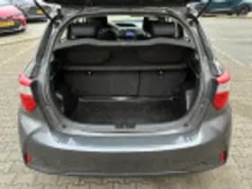 Toyota Yaris thumbnail 48