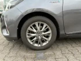 Toyota Yaris thumbnail 61