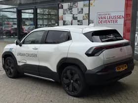 Toyota Urban cruiser thumbnail 2