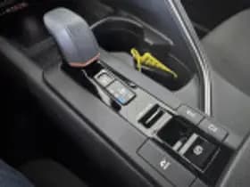 Toyota C hr thumbnail 41