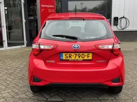 Toyota Yaris thumbnail 17