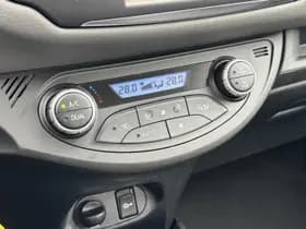 Toyota Yaris thumbnail 19