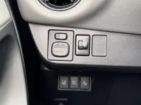 Toyota Yaris thumbnail 22