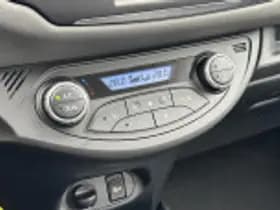 Toyota Yaris thumbnail 39