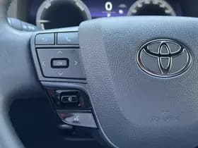 Toyota C hr thumbnail 30