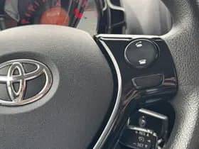 Toyota Aygo thumbnail 16