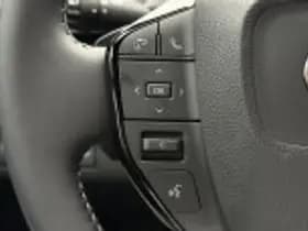 Toyota C hr thumbnail 38