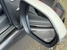 Toyota Yaris thumbnail 17