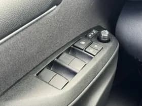 Toyota Yaris thumbnail 22