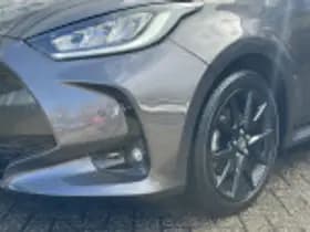 Toyota Yaris thumbnail 45