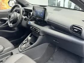 Toyota Yaris thumbnail 10
